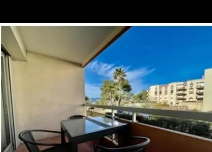 En Bord De 아파트 Saint-Raphaël